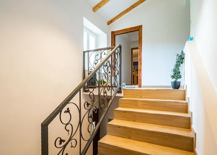 Loft Release Ruby * ドゥブロブニク